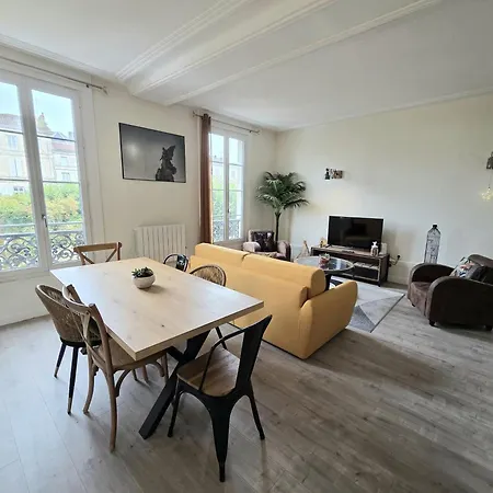 Bel Plein Coeur D'angouleme Apartment *